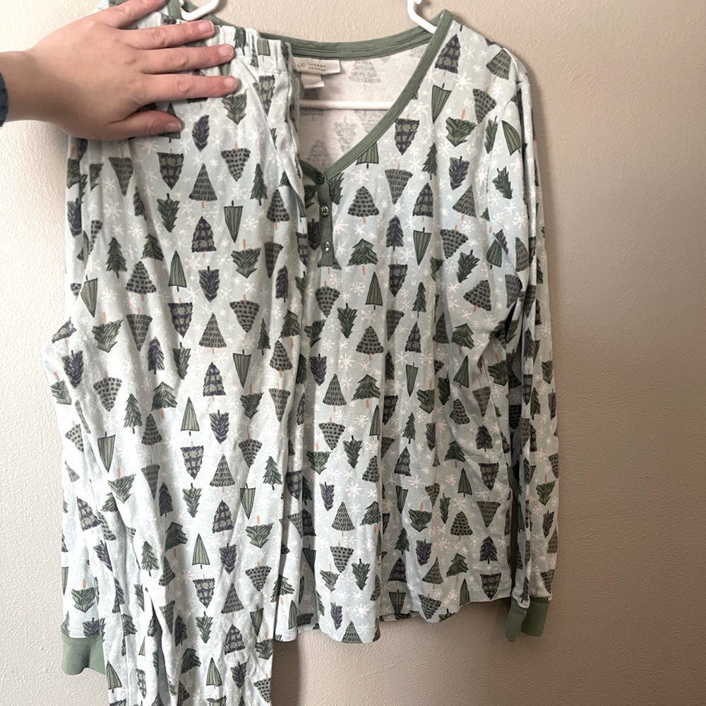 Lauren Conrad Large Long Christmas Pajamas